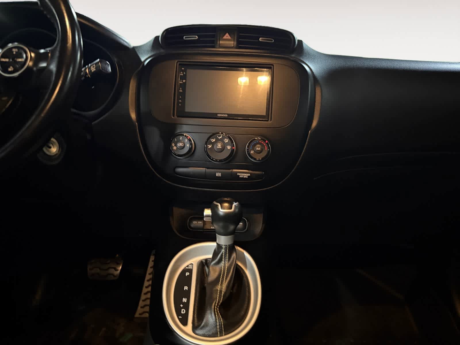Used 2016 Kia Soul + w/ Designer's Package FWD image 18