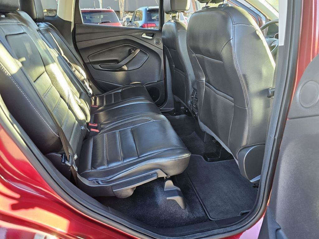 Used 2017 Ford Escape Titanium AWD/4WD image 45