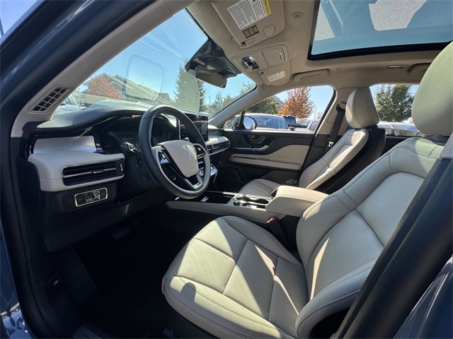 New 2026 Lincoln Corsair Premiere image 22