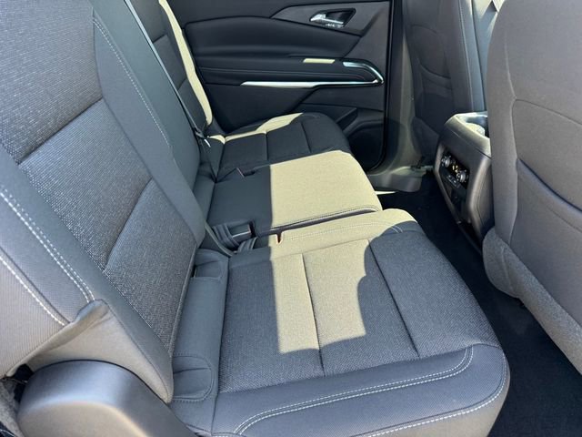 New 2026 Chevrolet Traverse LT w/ Sun and Wheel Package FWD image 9
