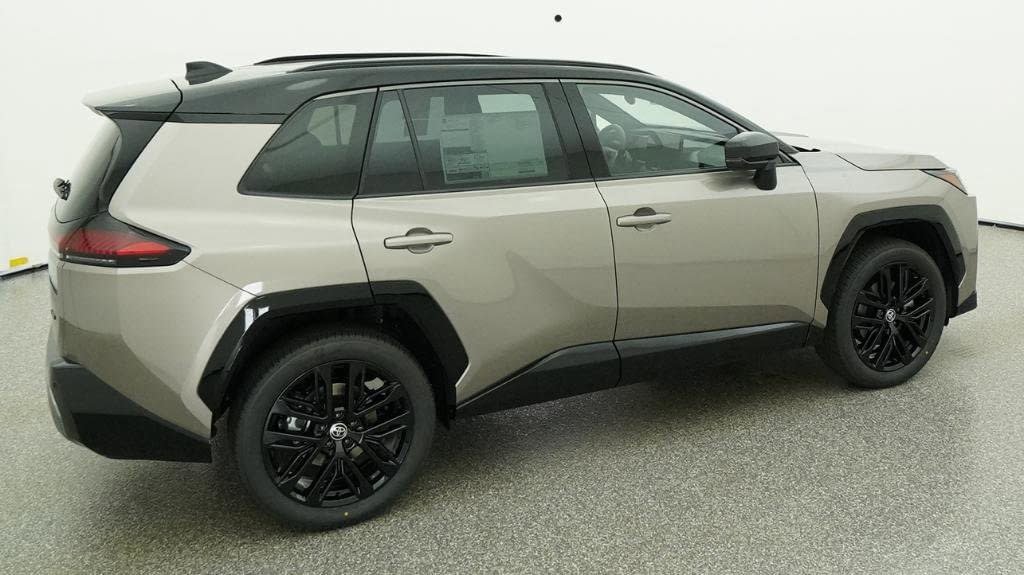 New 2026 Toyota RAV4 XSE AWD/4WD image 9