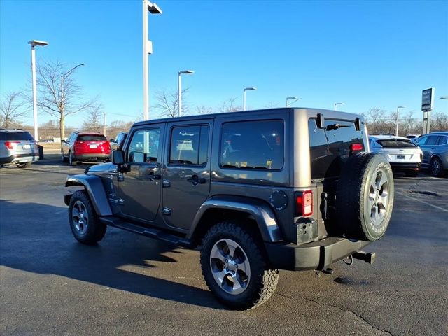 Used 2018 Jeep Wrangler Unlimited Sahara w/ Connectivity Group image 11