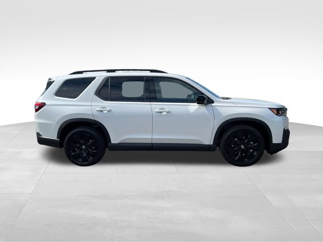 New 2026 Honda Pilot Black Edition image 9