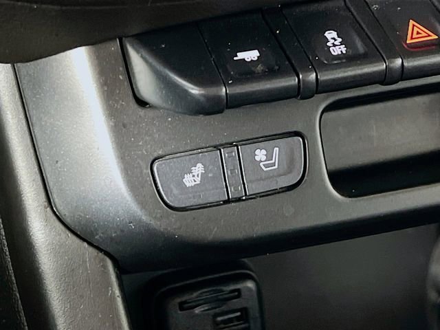 Used 2022 GMC Canyon Denali image 20