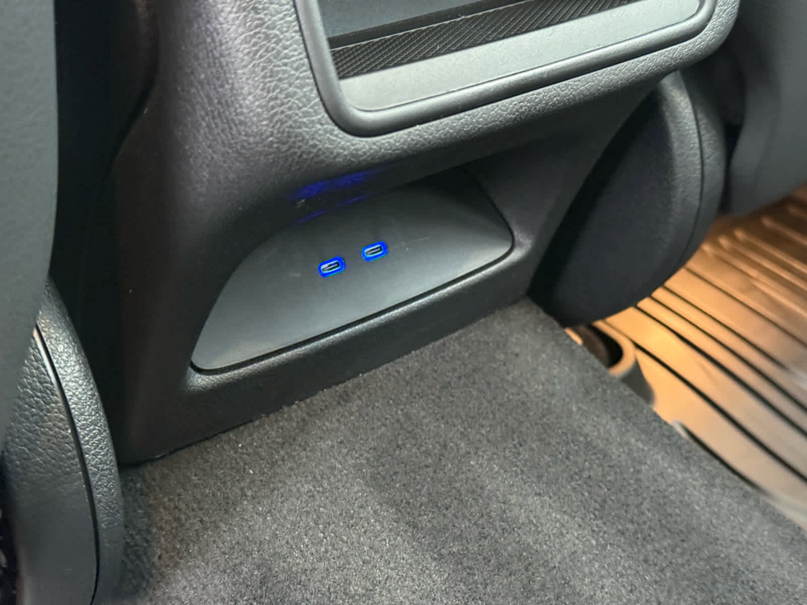 New 2026 Mercedes-Benz GLC 43 AMG AMG GLC 43 image 33