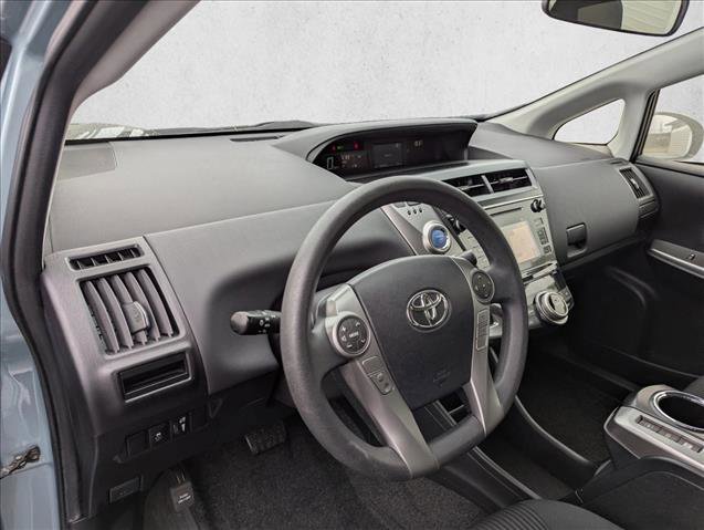 Used 2017 Toyota Prius V Three image 12