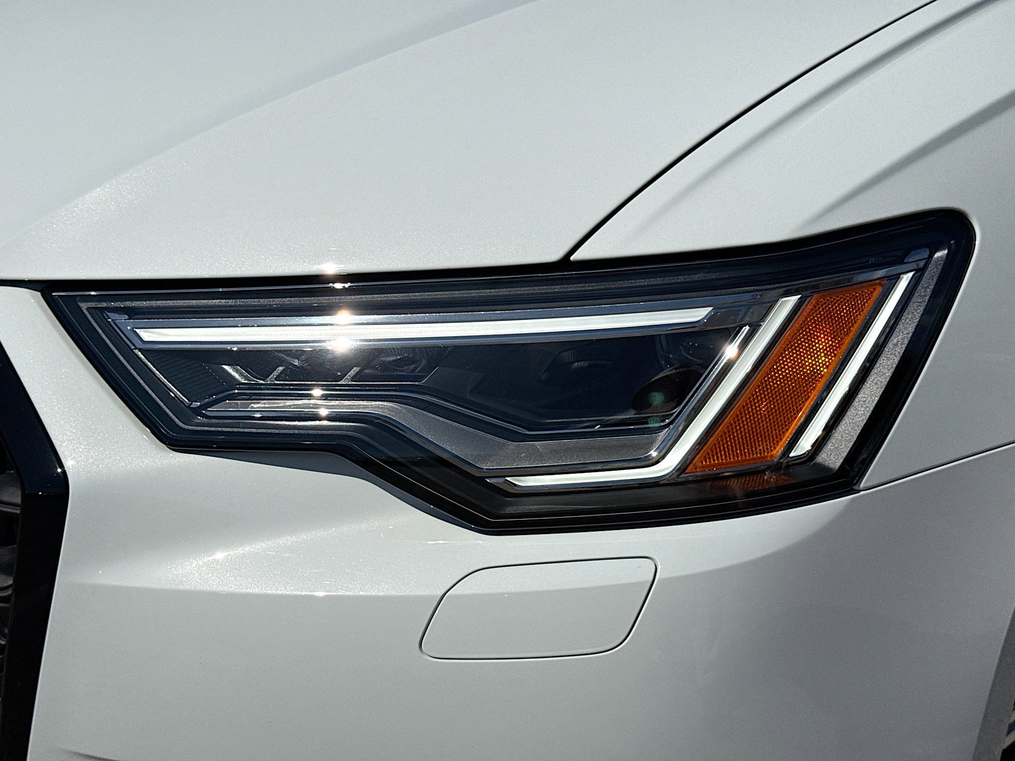 Used 2025 Audi A6 2.0T Premium w/ Convenience Plus Package image 9