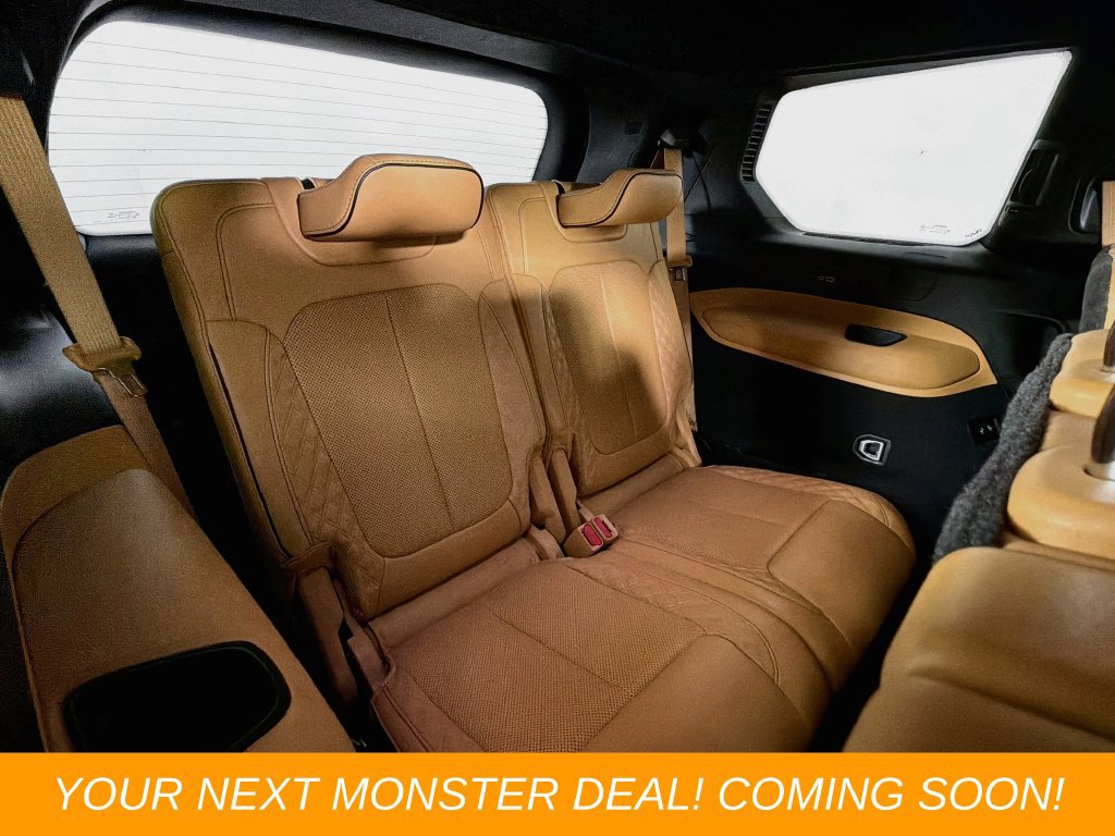 Used 2022 Jeep Grand Cherokee L Summit w/ Luxury Tech Group V AWD/4WD image 27