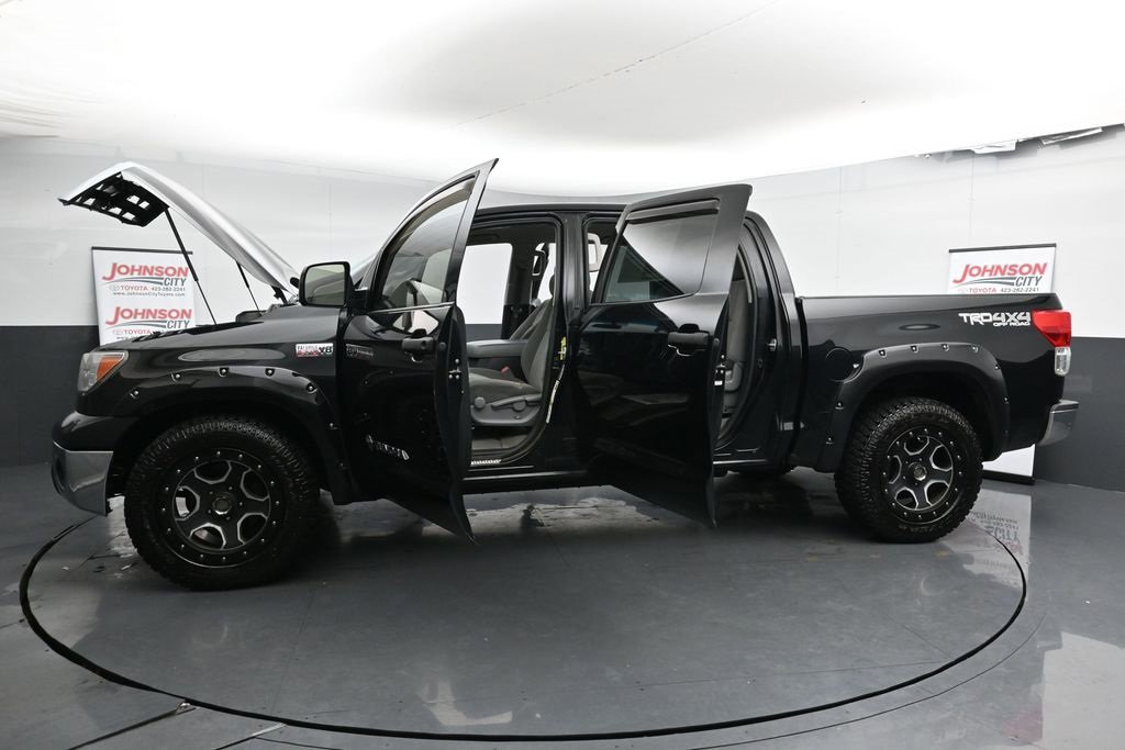 Used 2011 Toyota Tundra 4x4 CrewMax image 46