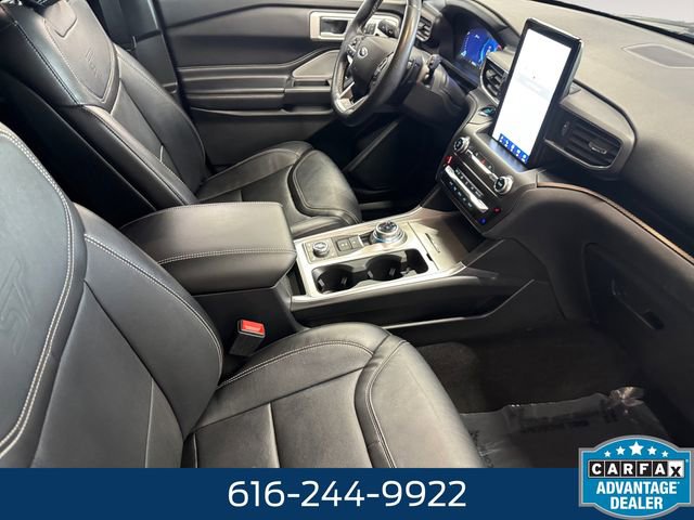 Used 2020 Ford Explorer ST w/ ST High-Performance Pack image 4