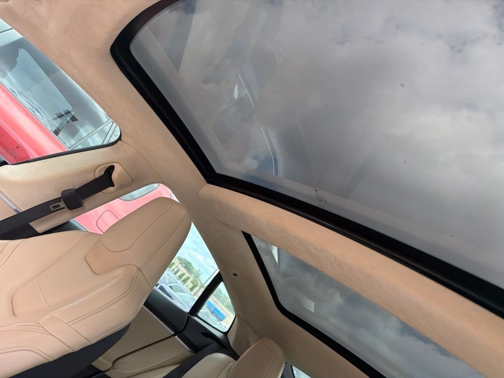 Used 2015 Tesla Model S 85D AWD/4WD image 12