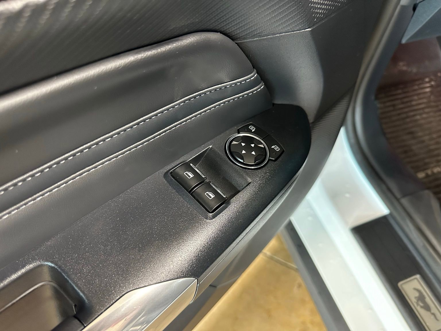 Used 2024 Ford Mustang GT Premium image 11