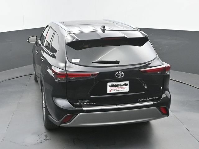 New 2026 Toyota Highlander Platinum AWD/4WD image 31