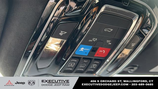 Used 2024 Jeep Grand Wagoneer L Series III AWD/4WD image 21