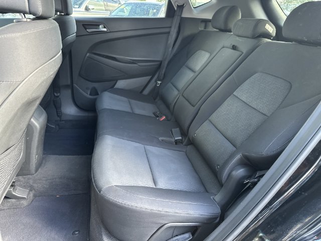 Used 2017 Hyundai Tucson SE w/ SE Popular Package 02 FWD image 22