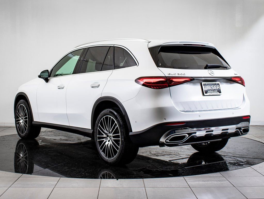 New 2026 Mercedes-Benz GLC 300 4MATIC image 11