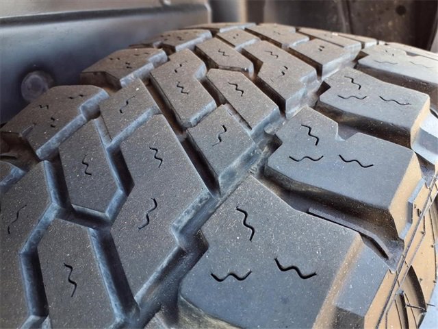 Used 2019 Jeep Wrangler Unlimited Sahara w/ Safety Group image 37