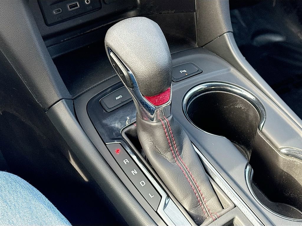 Used 2024 Chevrolet Equinox RS image 16