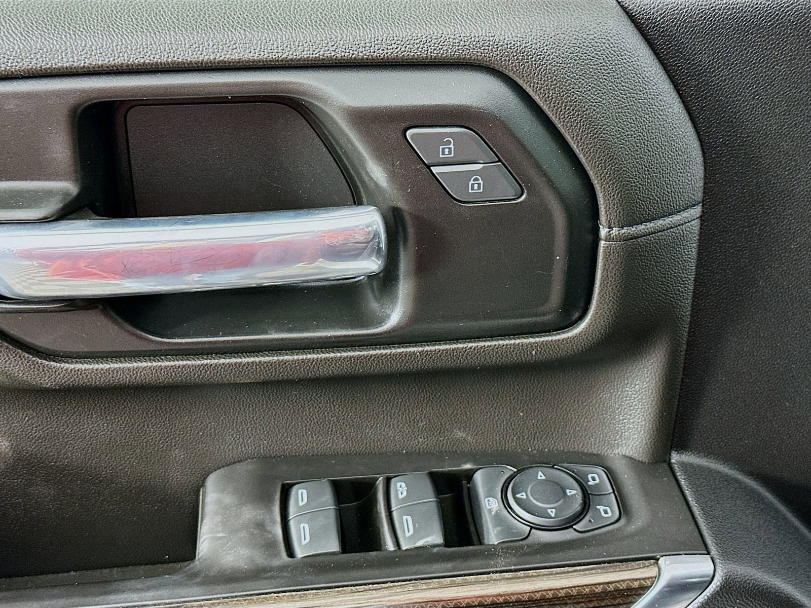 Used 2021 Chevrolet Silverado 2500 LT image 19