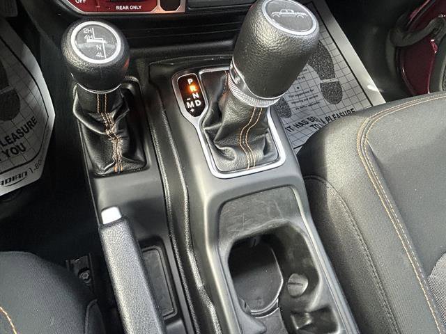 Used 2022 Jeep Gladiator Mojave w/ Trailer Tow Package image 17