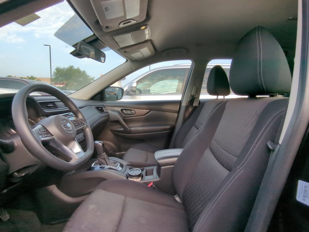 Used 2019 Nissan Rogue S AWD/4WD image 7