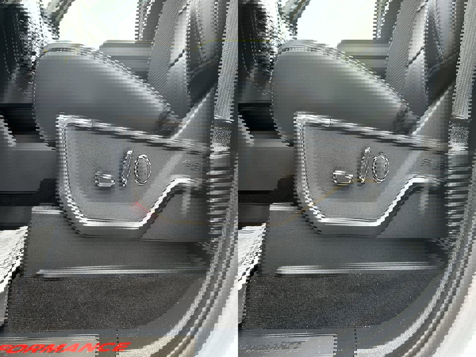 Used 2022 Ford F150 Raptor w/ Torsen Package image 12