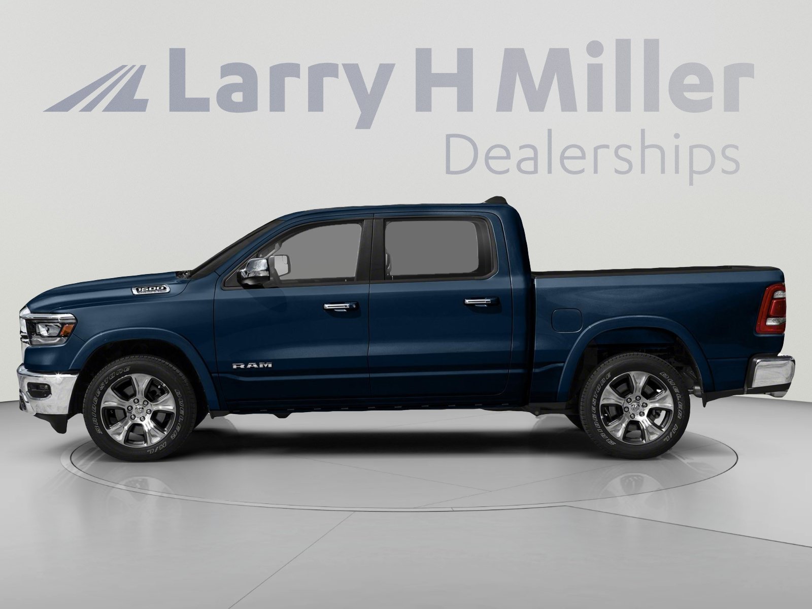 Used 2021 RAM 1500 Laramie AWD/4WD image 5