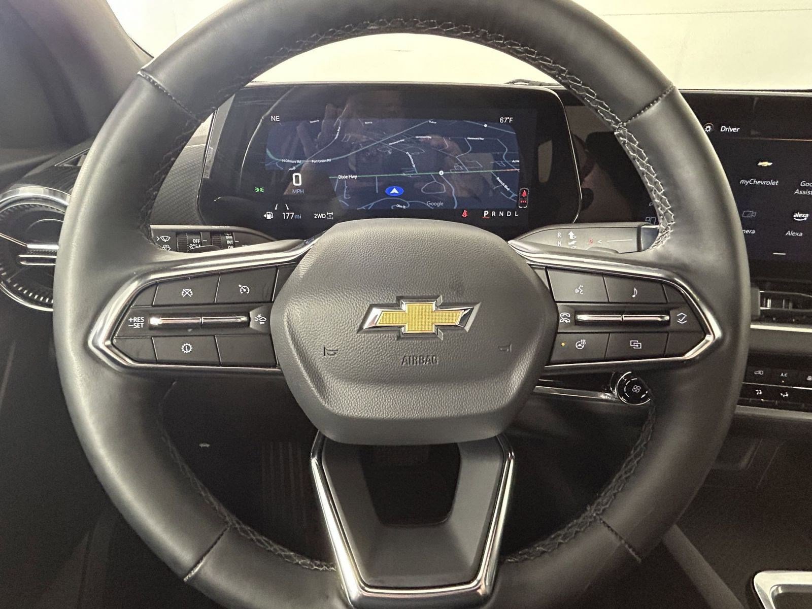 Used 2025 Chevrolet Equinox LT image 25