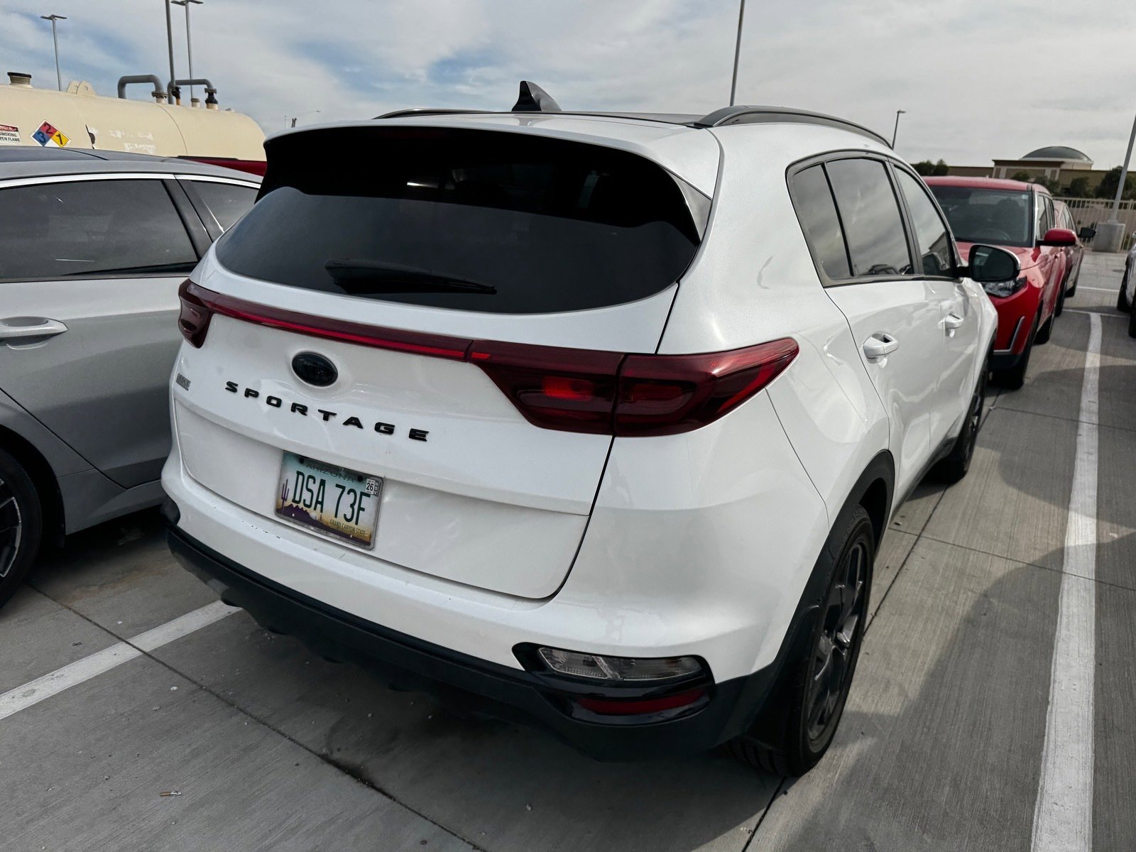 Used 2022 Kia Sportage Nightfall Edition image 4