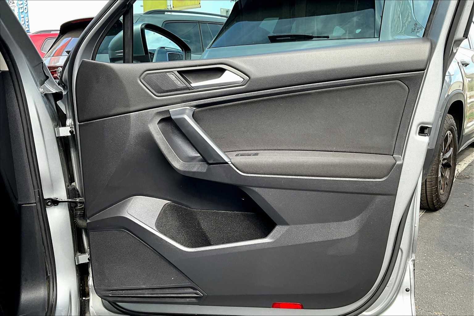 Used 2019 Volkswagen Tiguan S w/ Driver Assistance Package image 22