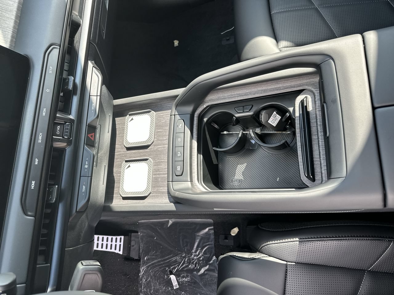 New 2027 Kia Telluride X-Line SX Prestige AWD/4WD image 9