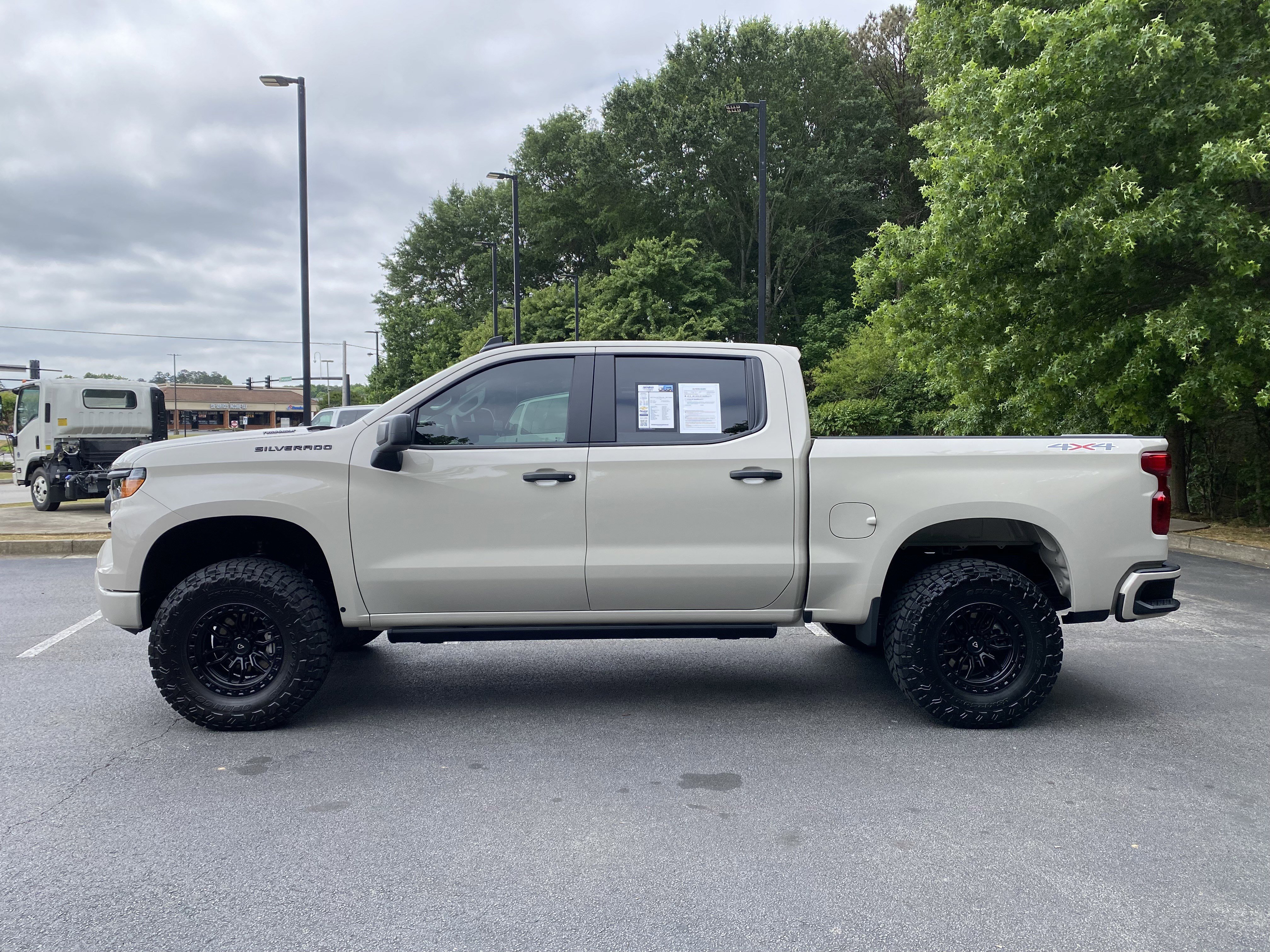 Used 2026 Chevrolet Silverado 1500 Custom w/ Turbomax Blackout Package AWD/4WD image 6