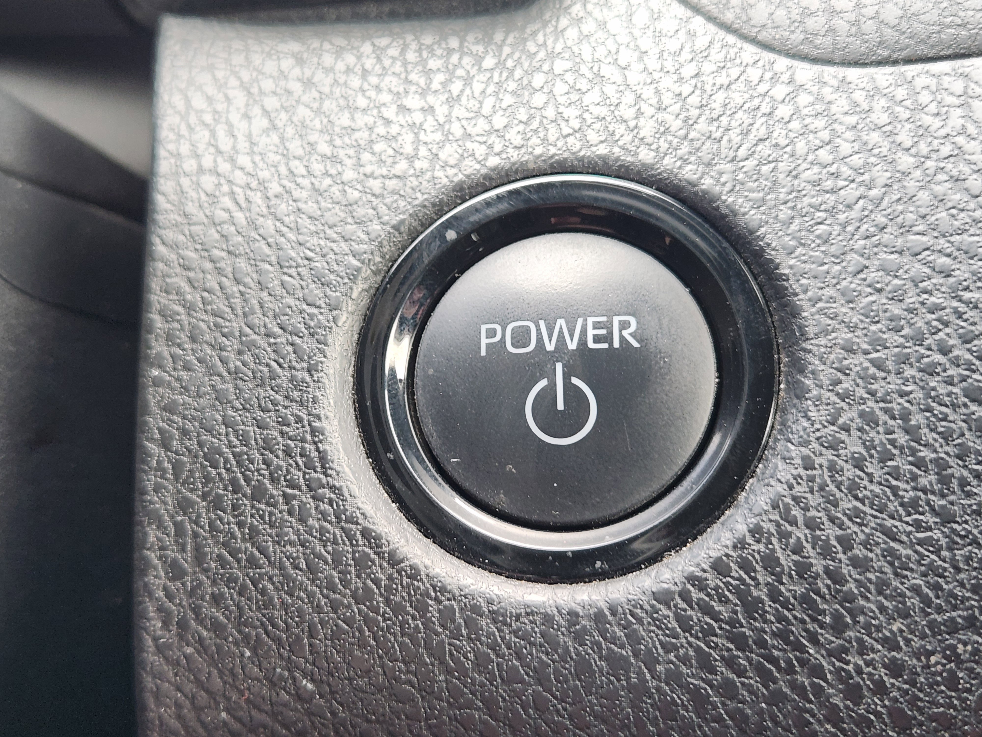 Used 2025 Toyota Camry LE image 21