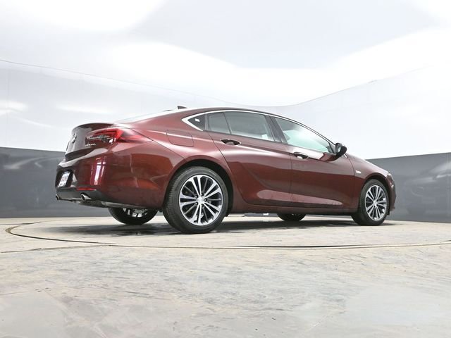 Used 2018 Buick Regal Essence w/ Driver Confidence Package #1 image 49