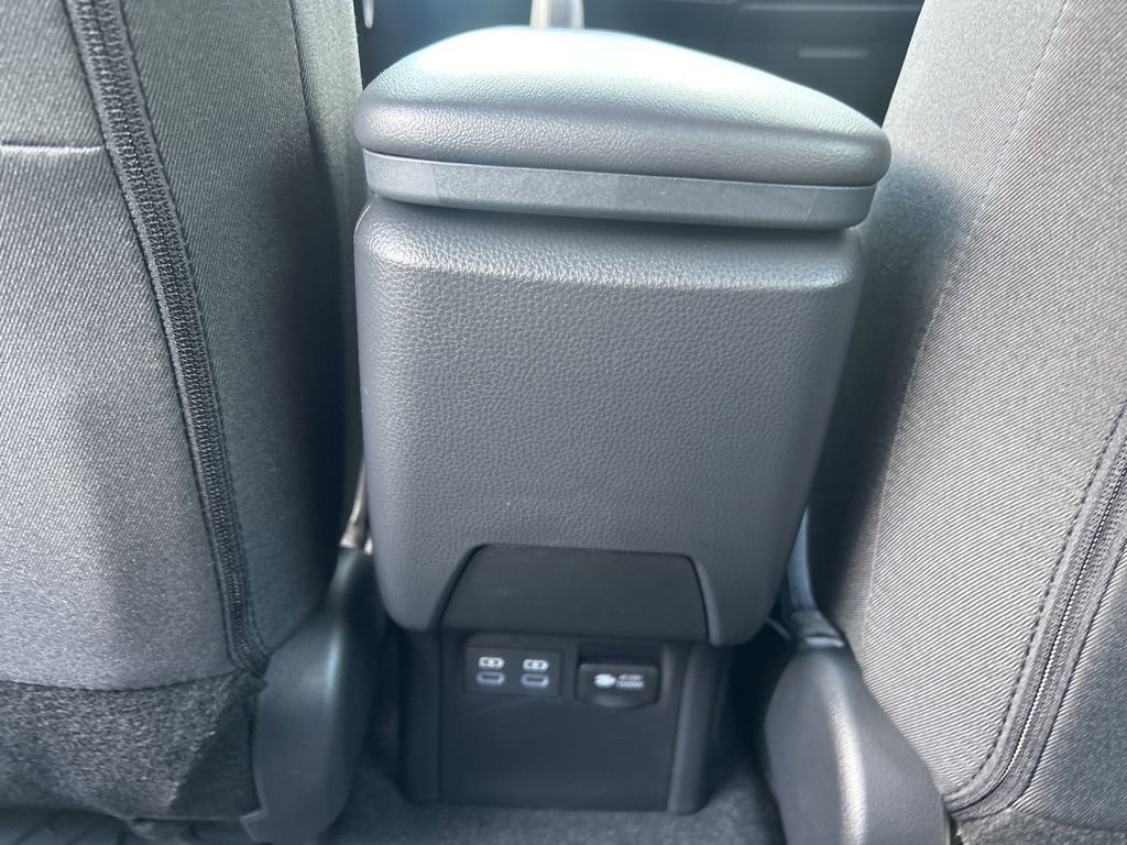 New 2026 Toyota Prius Plug-In Hybrid image 10