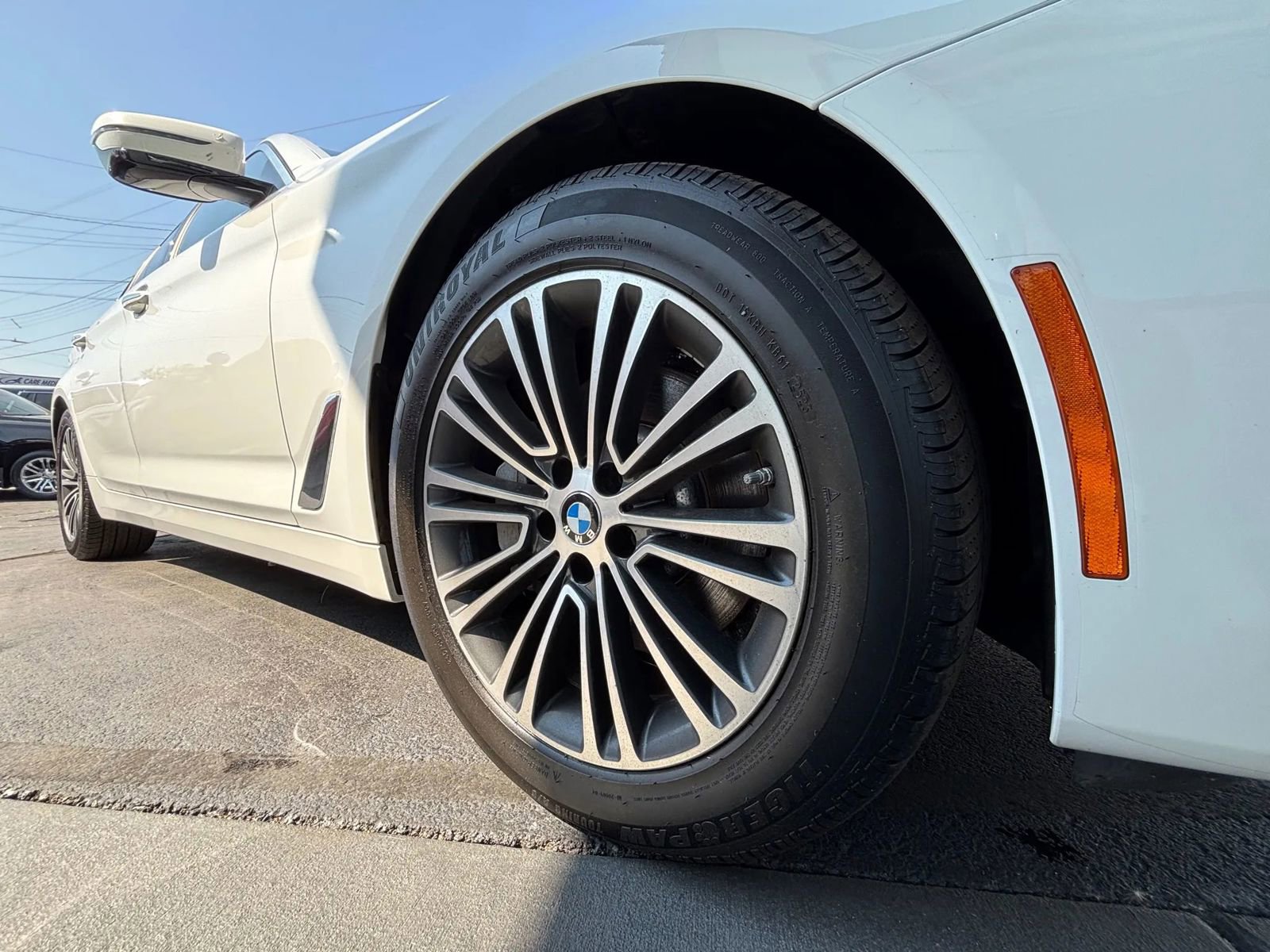 Used 2018 BMW 540i xDrive image 16