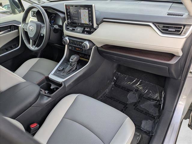 Used 2020 Toyota RAV4 Limited image 19