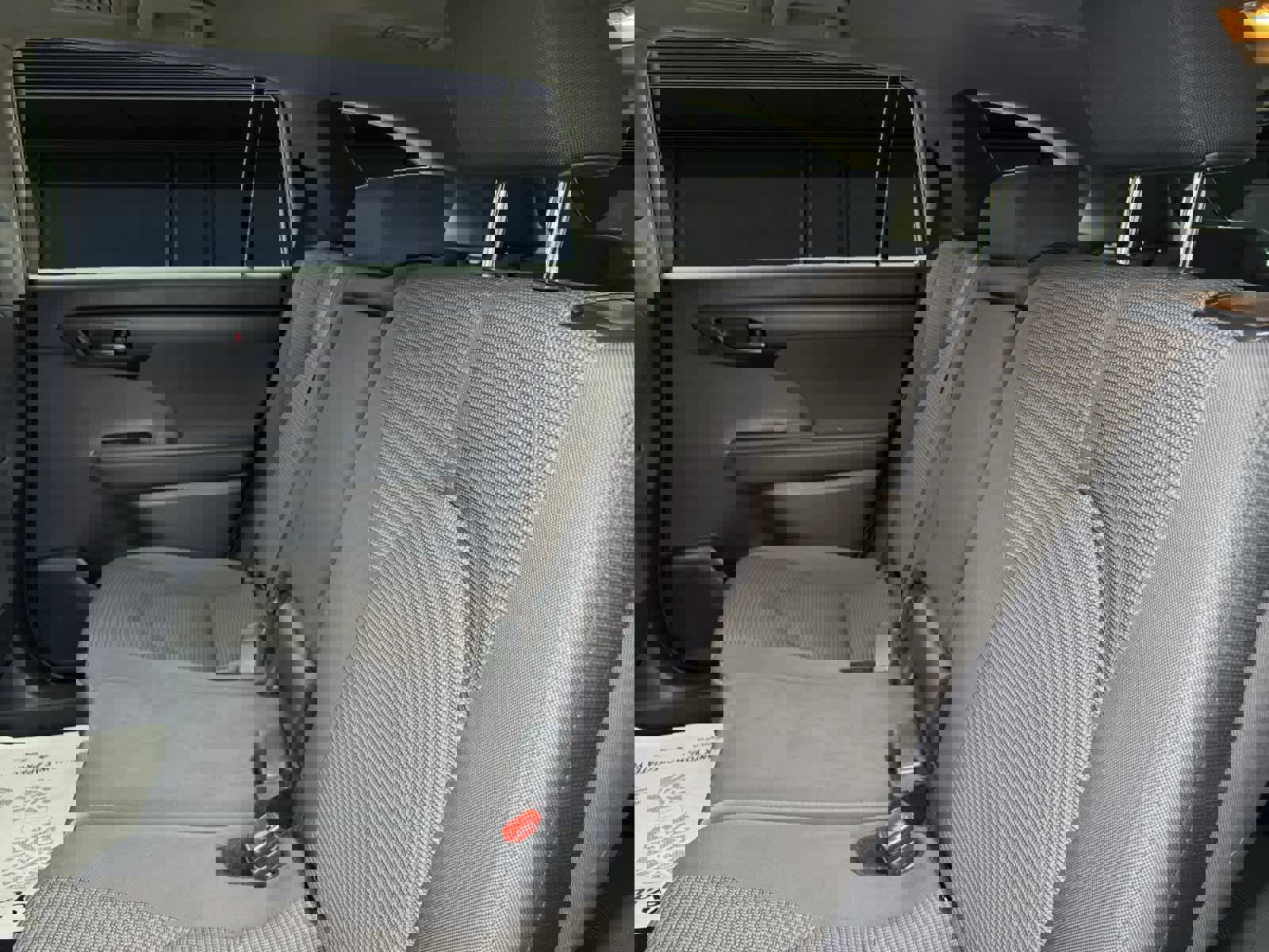 Used 2025 Toyota Highlander LE image 14