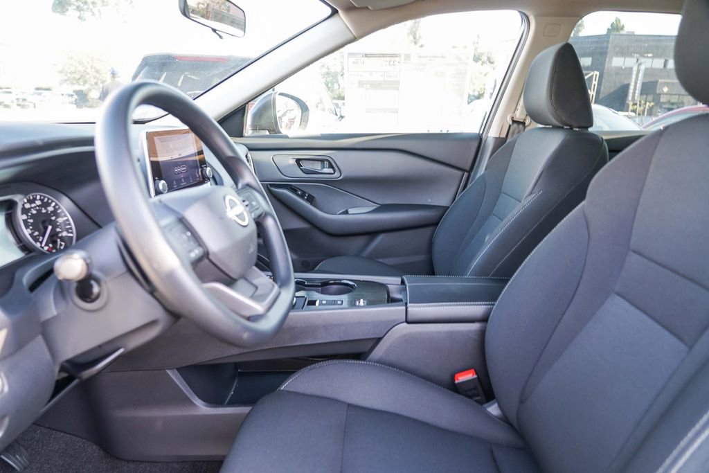 New 2025 Nissan Rogue S image 20