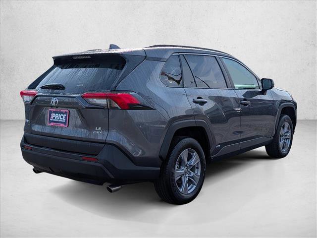 Used 2025 Toyota RAV4 LE image 5
