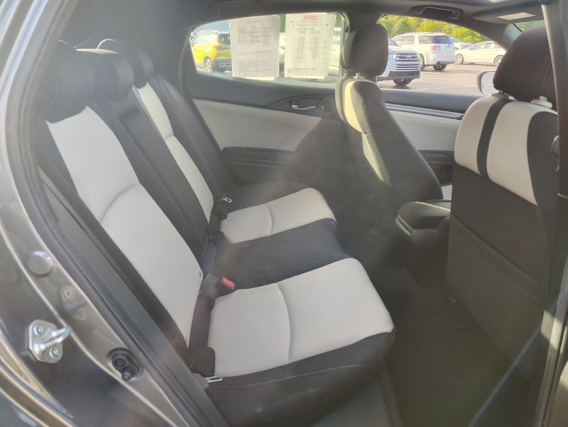 Used 2018 Honda Civic EX image 19