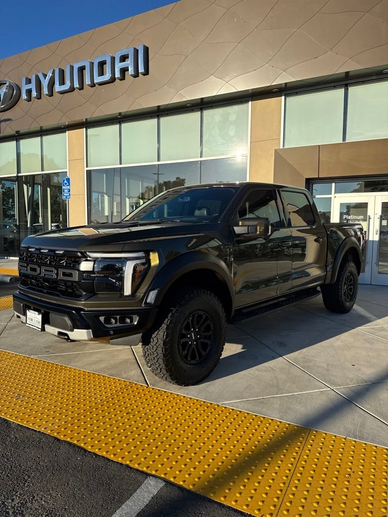 Used 2025 Ford F150 Raptor AWD/4WD image 3