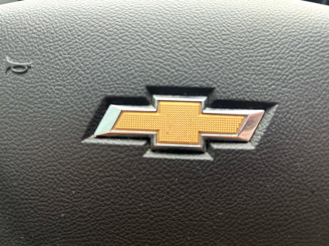 Used 2014 Chevrolet Impala LT w/ Convenience Package image 21