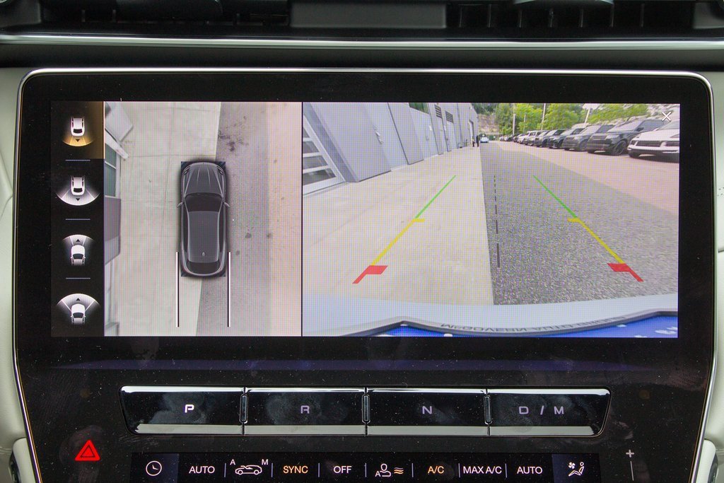 New 2025 Maserati Grecale GT image 19