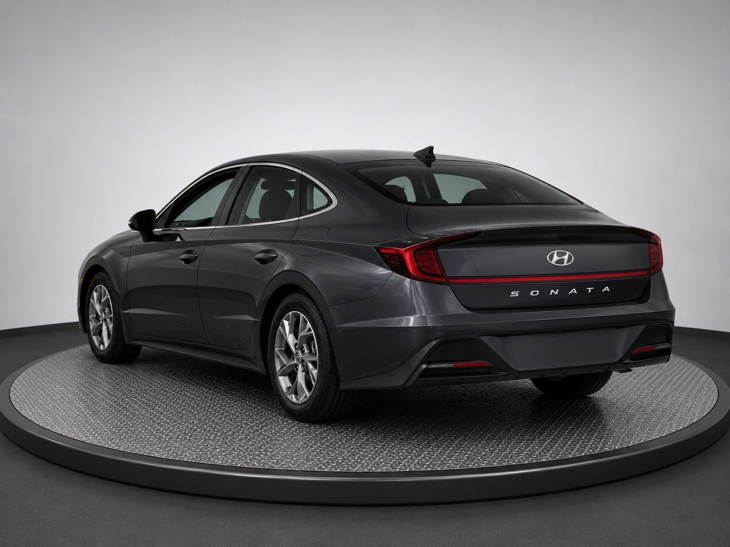 Used 2023 Hyundai Sonata SEL FWD image 3