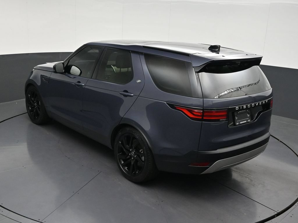 Used 2024 Land Rover Discovery S AWD/4WD image 16