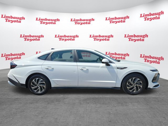Used 2026 Hyundai Sonata Blue FWD image 23