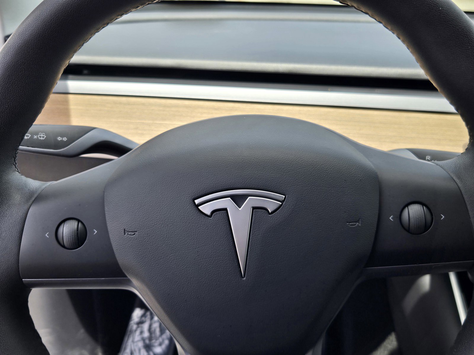 Used 2021 Tesla Model Y Long Range AWD/4WD image 24