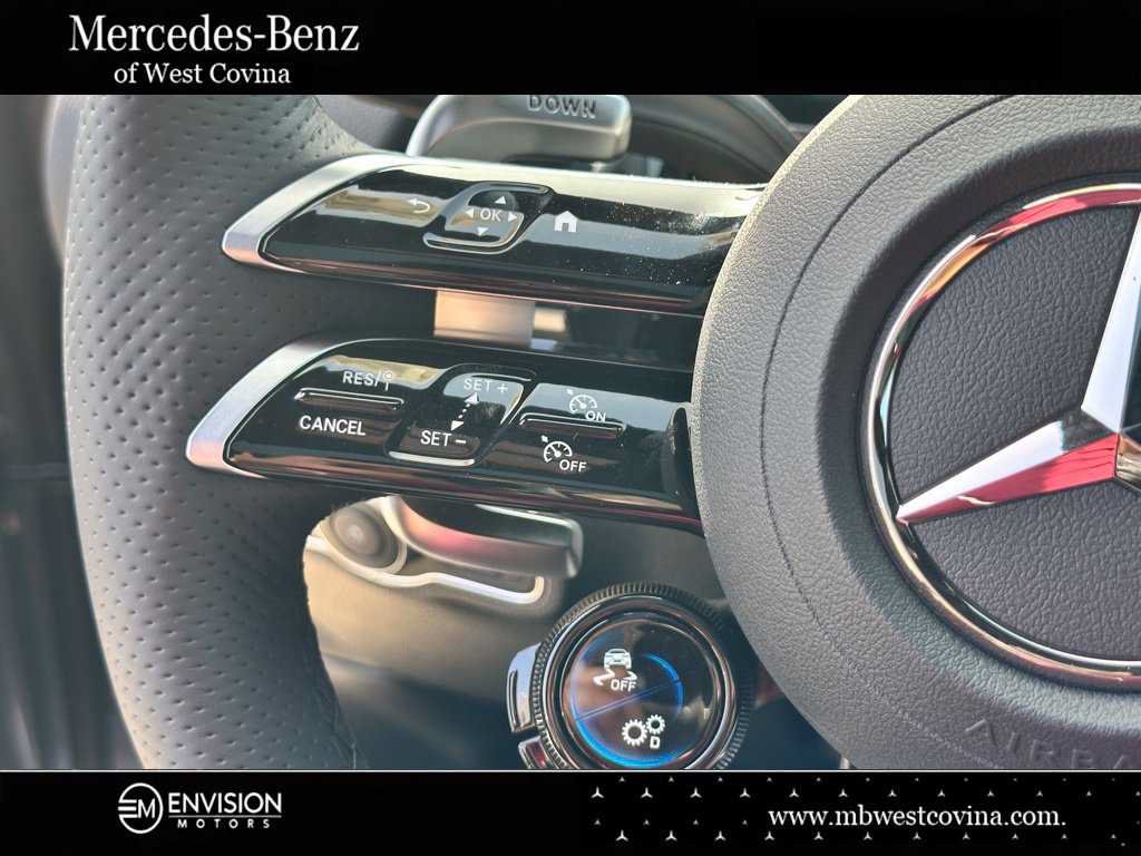 New 2025 Mercedes-Benz GLA 35 AMG 4MATIC image 24