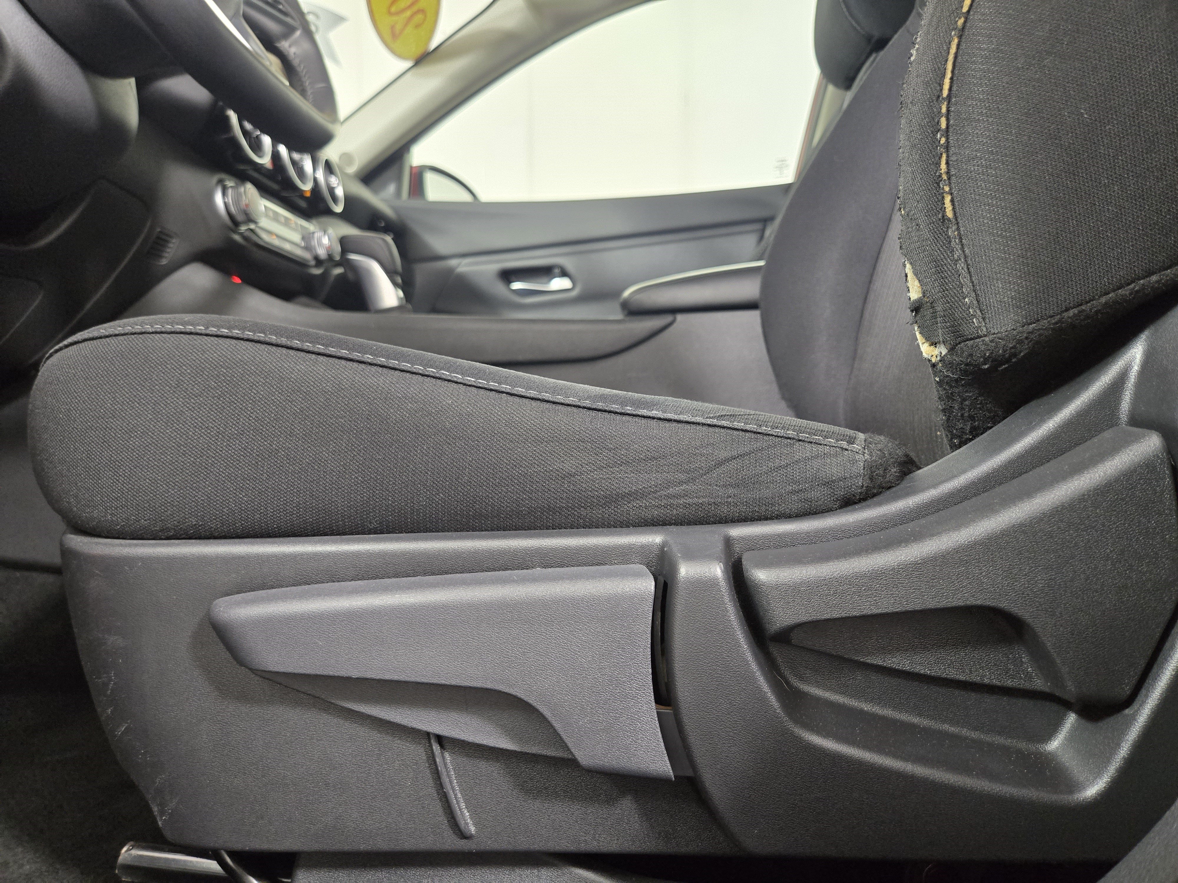 Used 2023 Nissan Sentra SV w/ Trunk Package FWD image 30